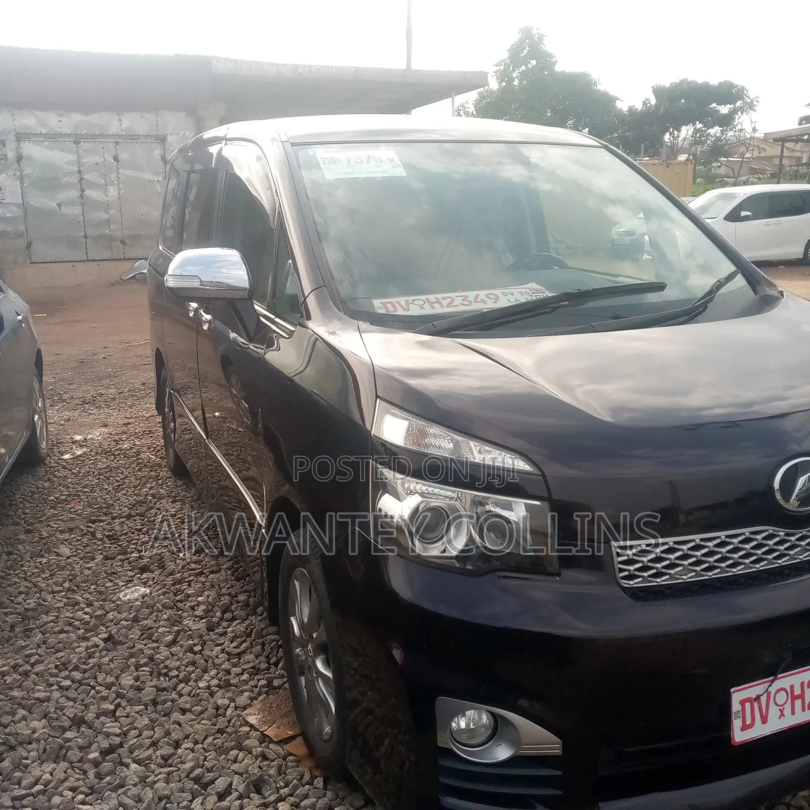 Toyota Voxy 2012 Black
