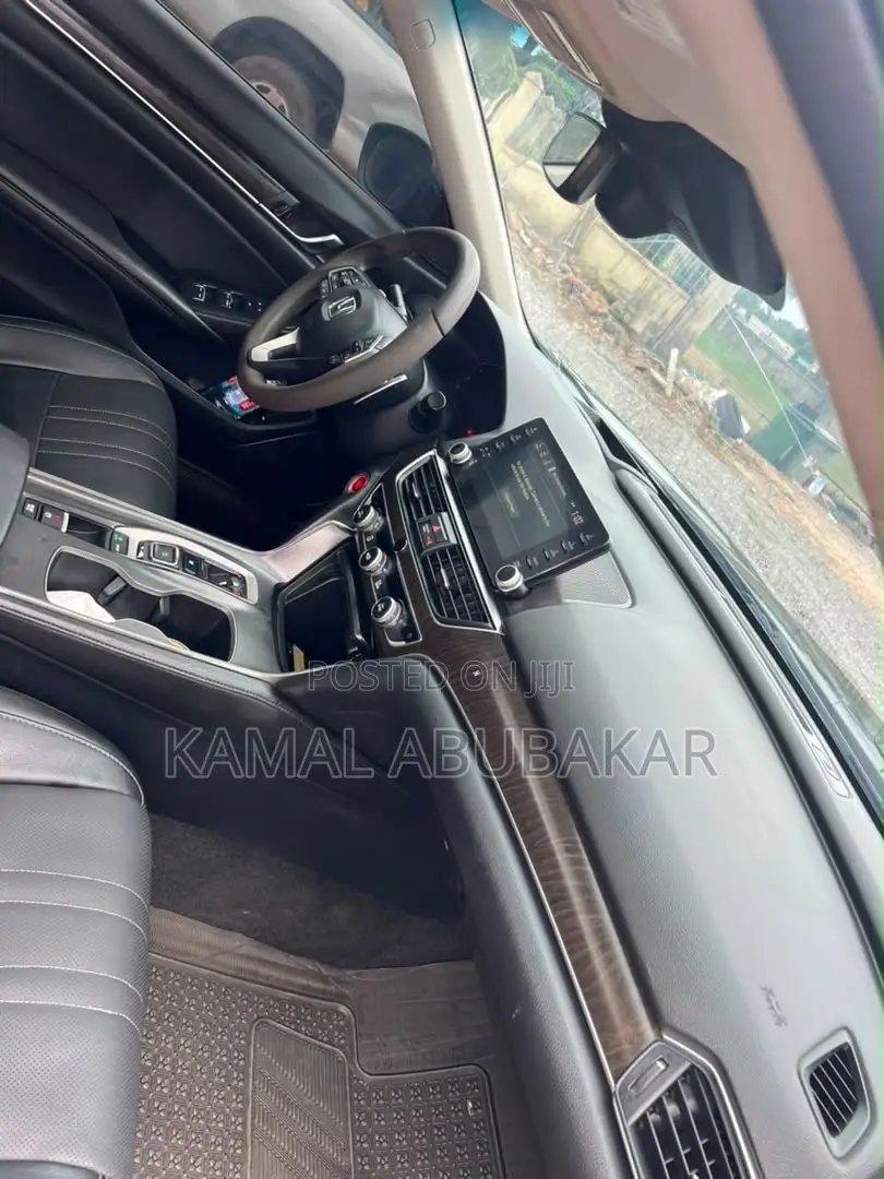 Honda Accord Sport (2.0L 4cyl Turbo 6M) 2019 Black