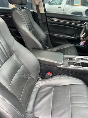 Honda Accord Sport (2.0L 4cyl Turbo 6M) 2019 Black