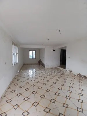 3bdrm Duplex in Ga East Municipal for rent