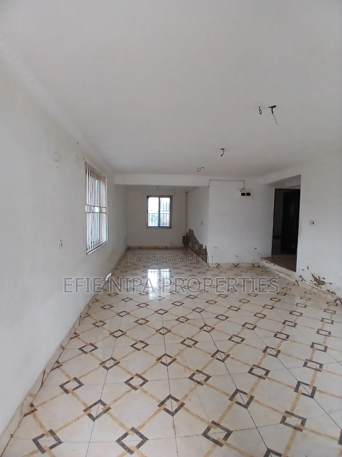 3bdrm Duplex in Ga East Municipal for rent