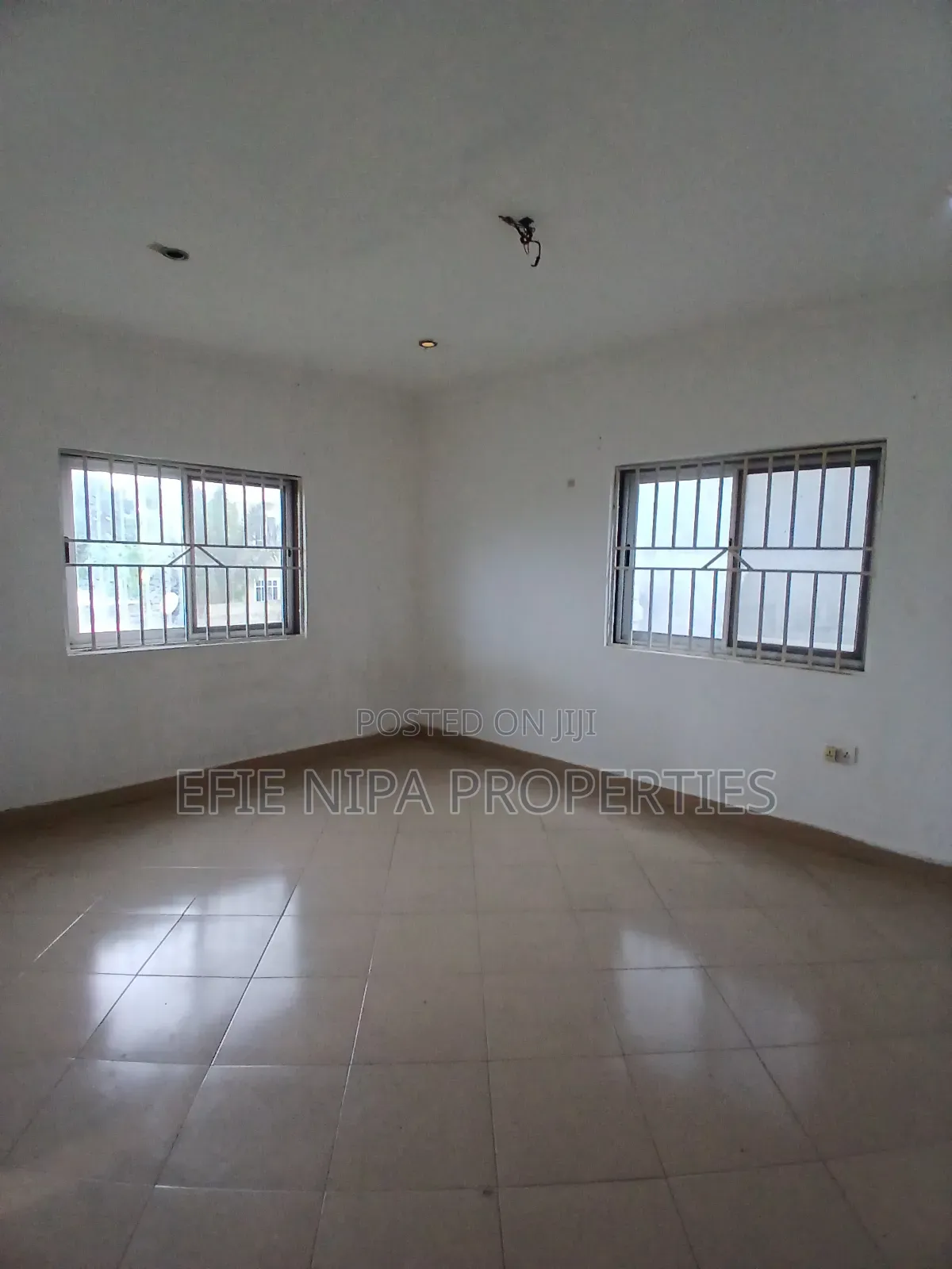 3bdrm Duplex in Ga East Municipal for rent