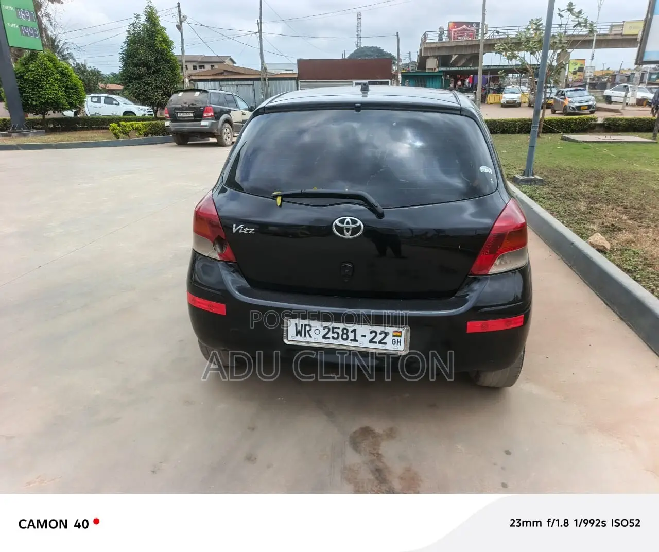 Toyota Vitz 2010 Black