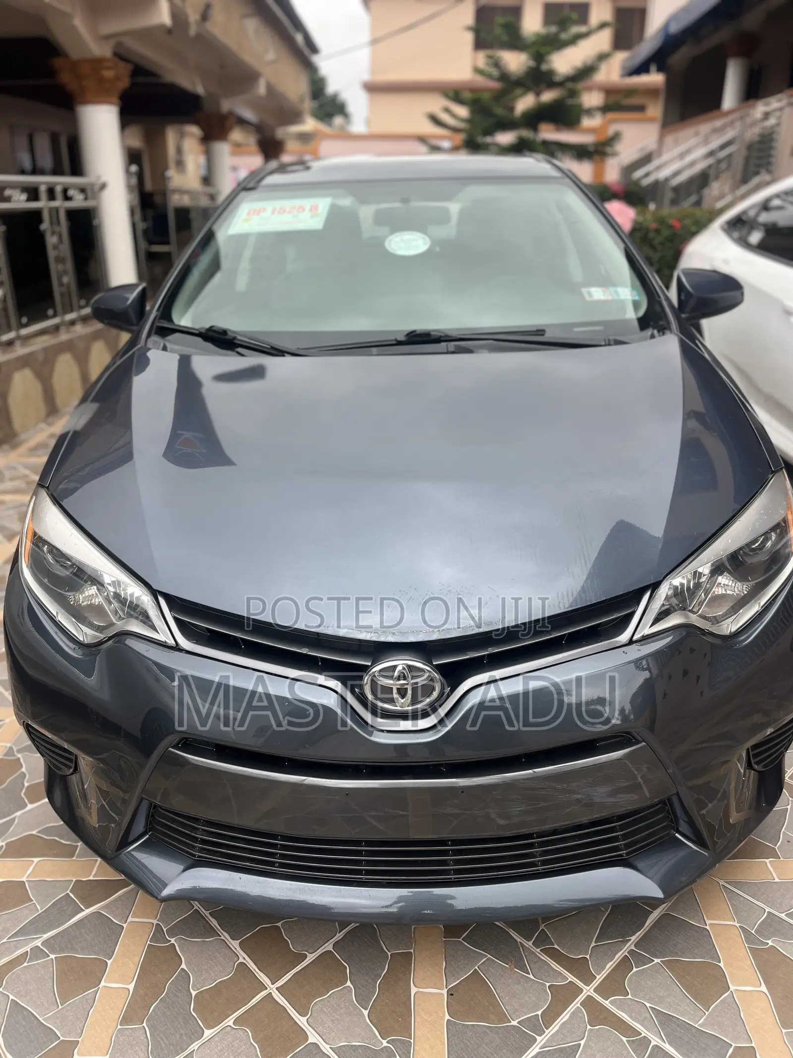 Toyota Corolla LE 4dr Sedan (1.8L 4cyl CVT) 2016 Gray