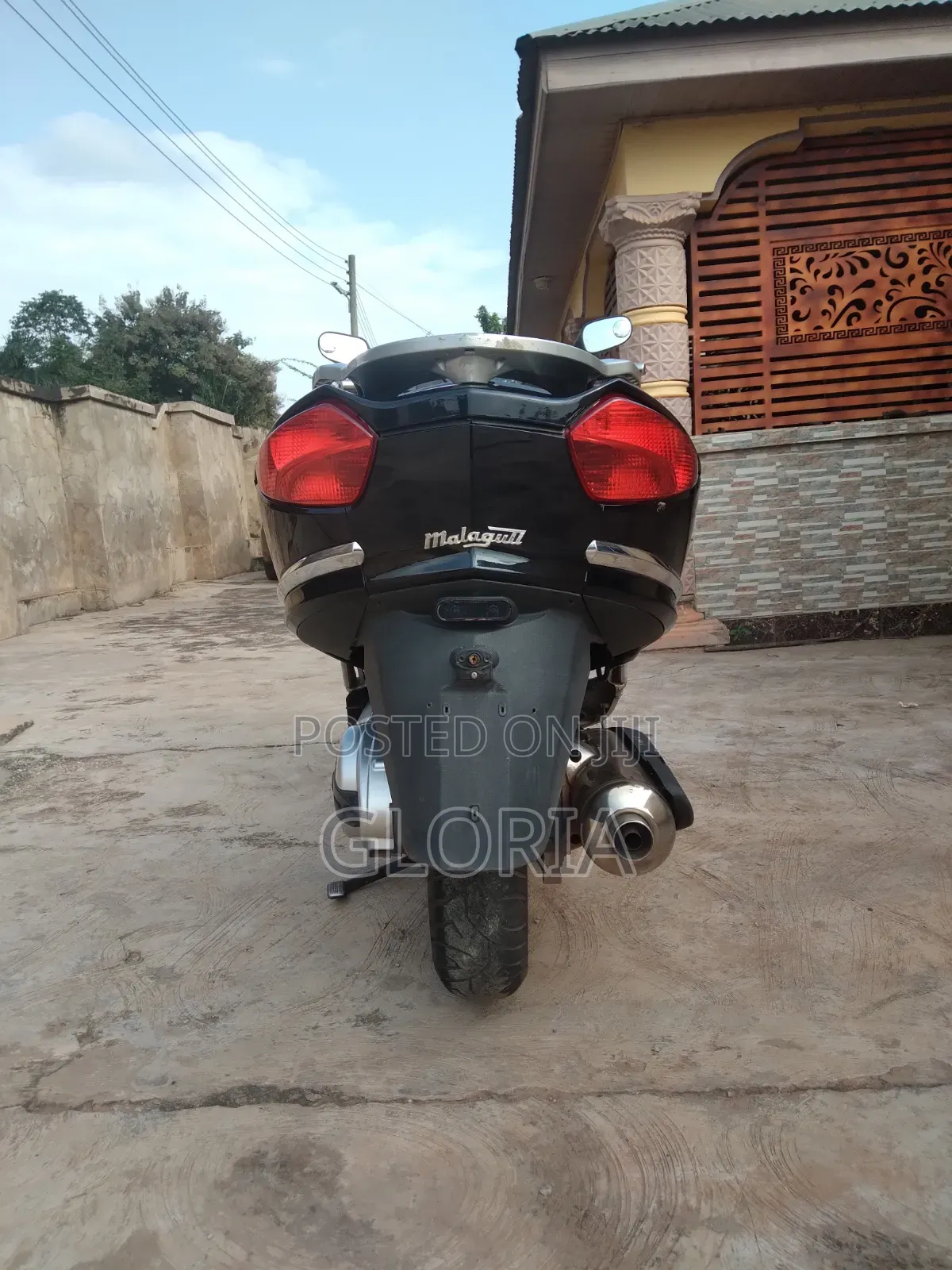 Aprilia 2023 Black