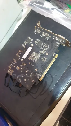 Video Card VGA 4GIG