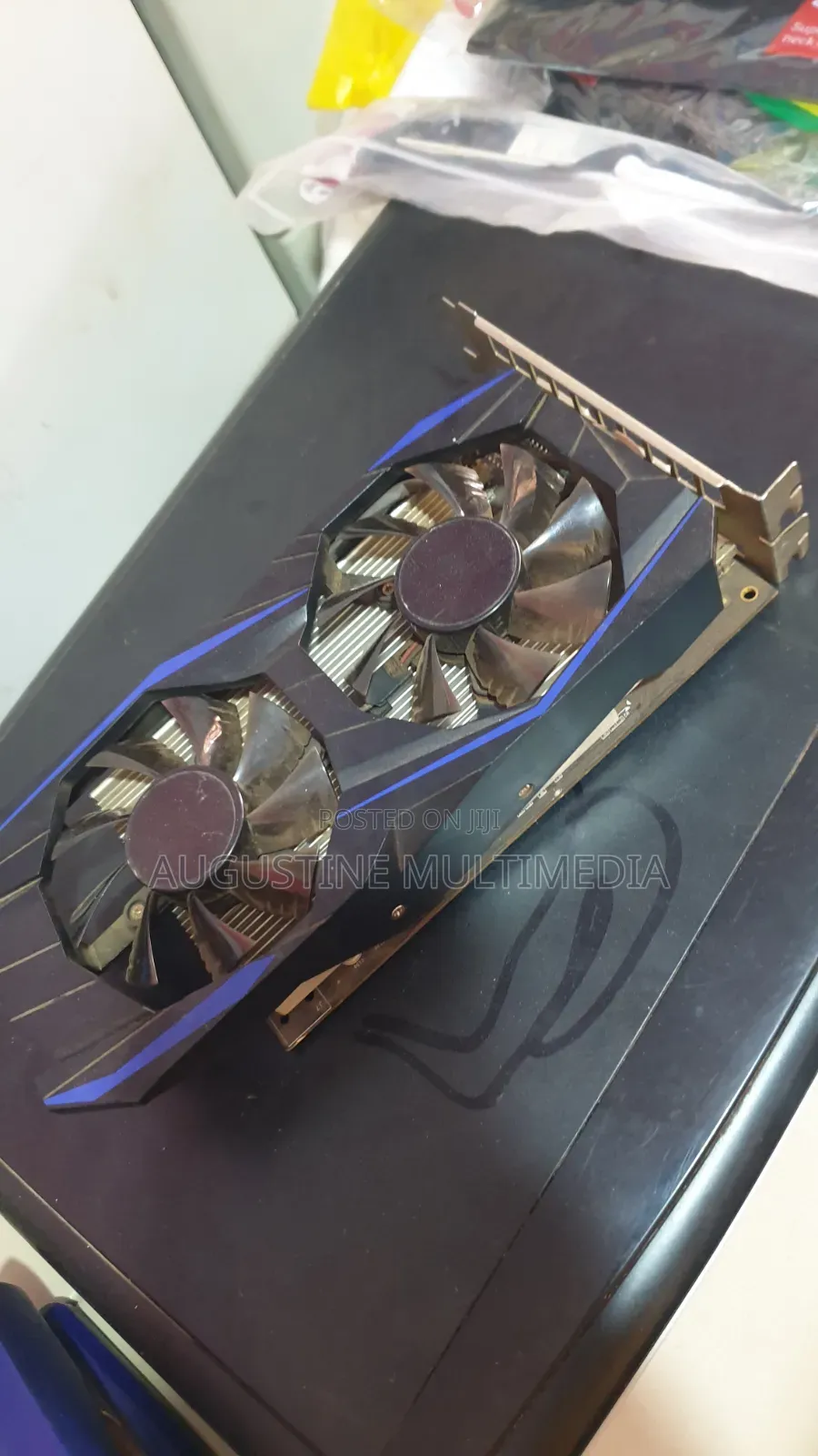 Video Card VGA 4GIG