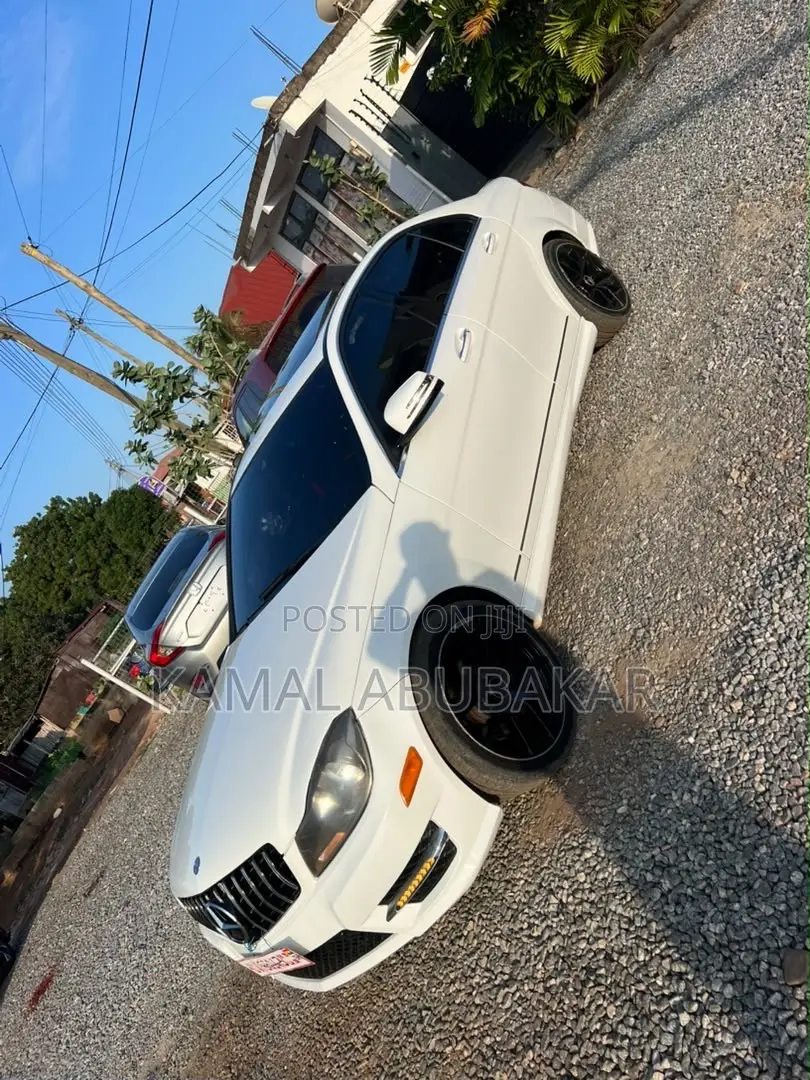 Mercedes-Benz C250 2014 White