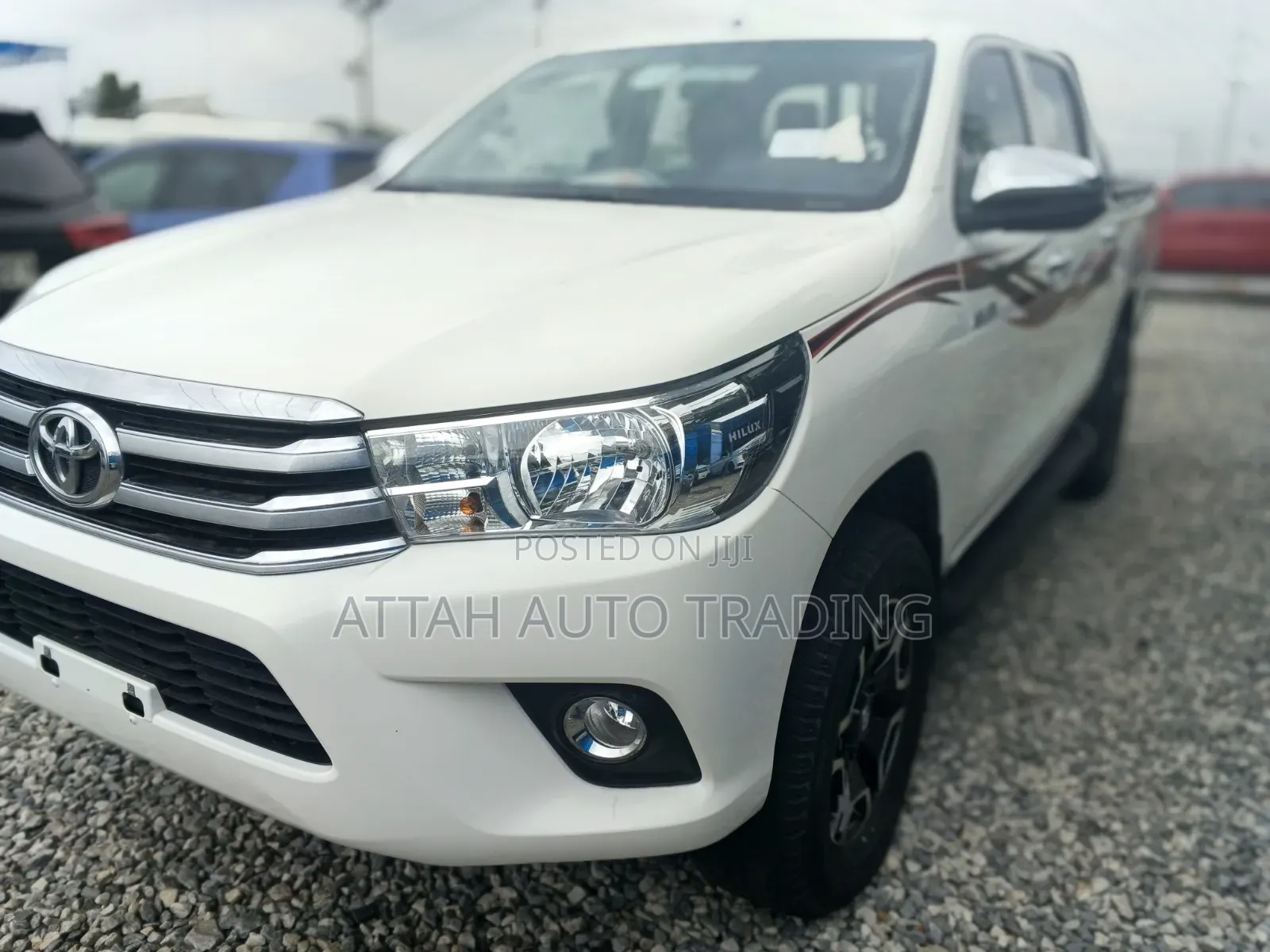 Toyota Hilux 2022 White