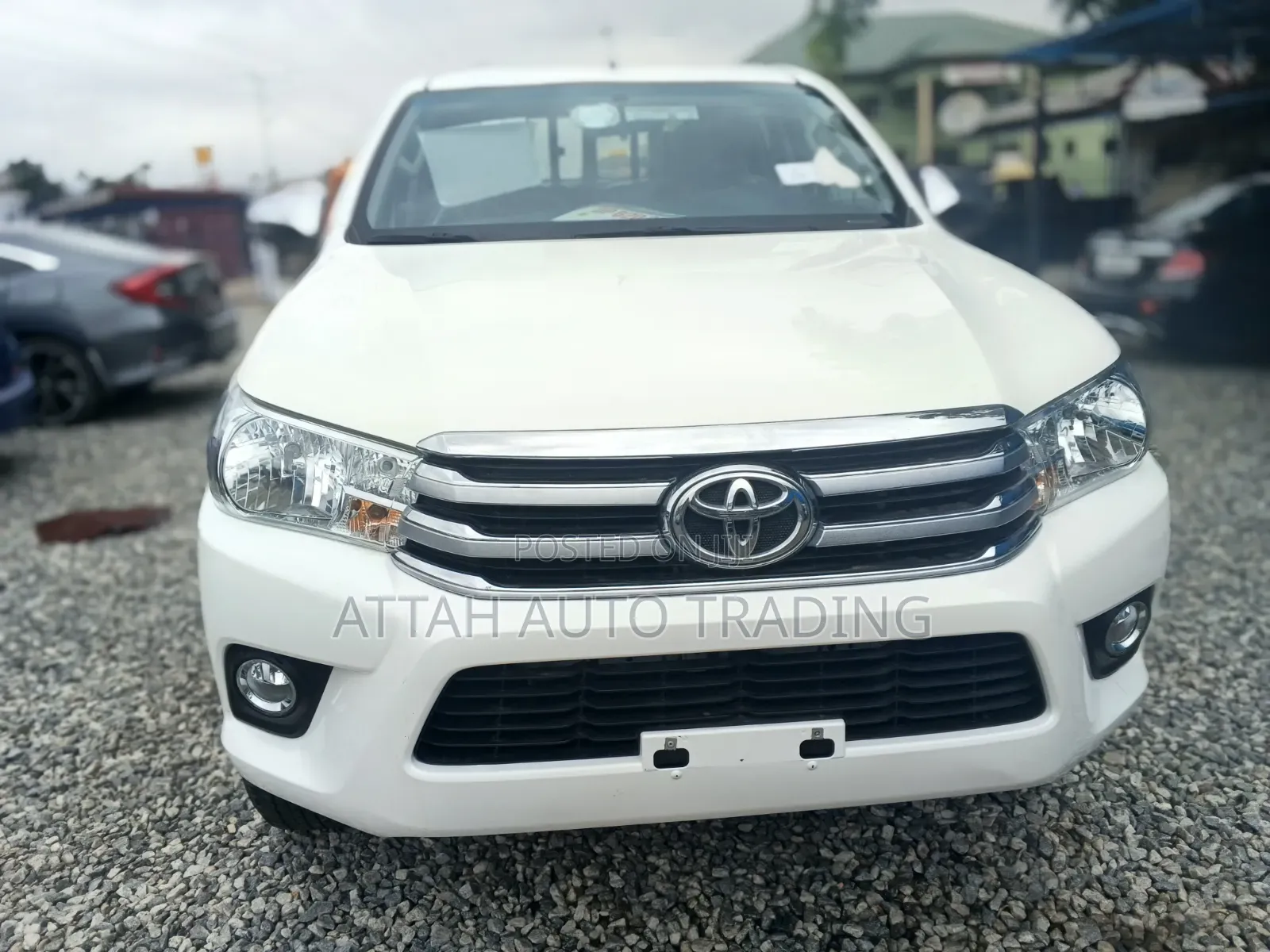 Toyota Hilux 2022 White