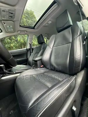 Toyota Corolla S Premium 4dr Sedan (1.8L 4cyl CVT) 2016 Silver