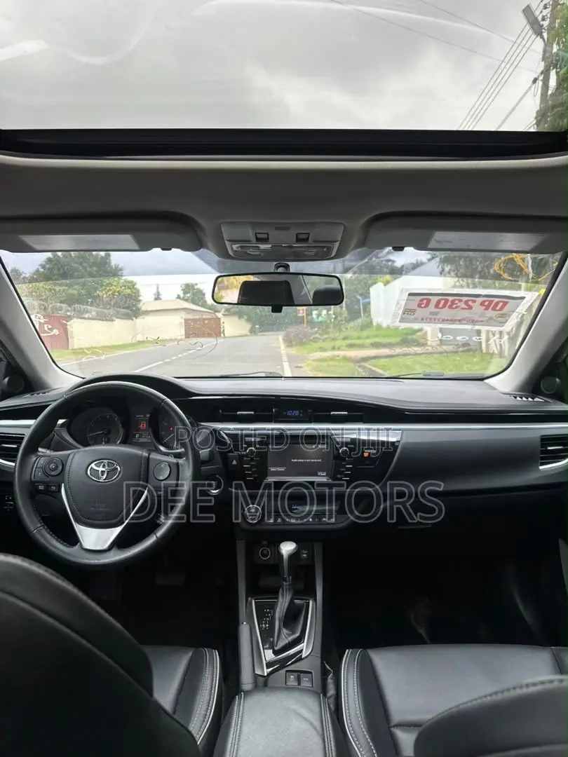 Toyota Corolla S Premium 4dr Sedan (1.8L 4cyl CVT) 2016 Silver