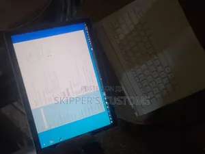 New Laptop Microsoft Surface Book 2 8GB Intel Core i5 SSD 256GB