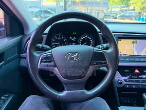 Hyundai Avante 2016 Black