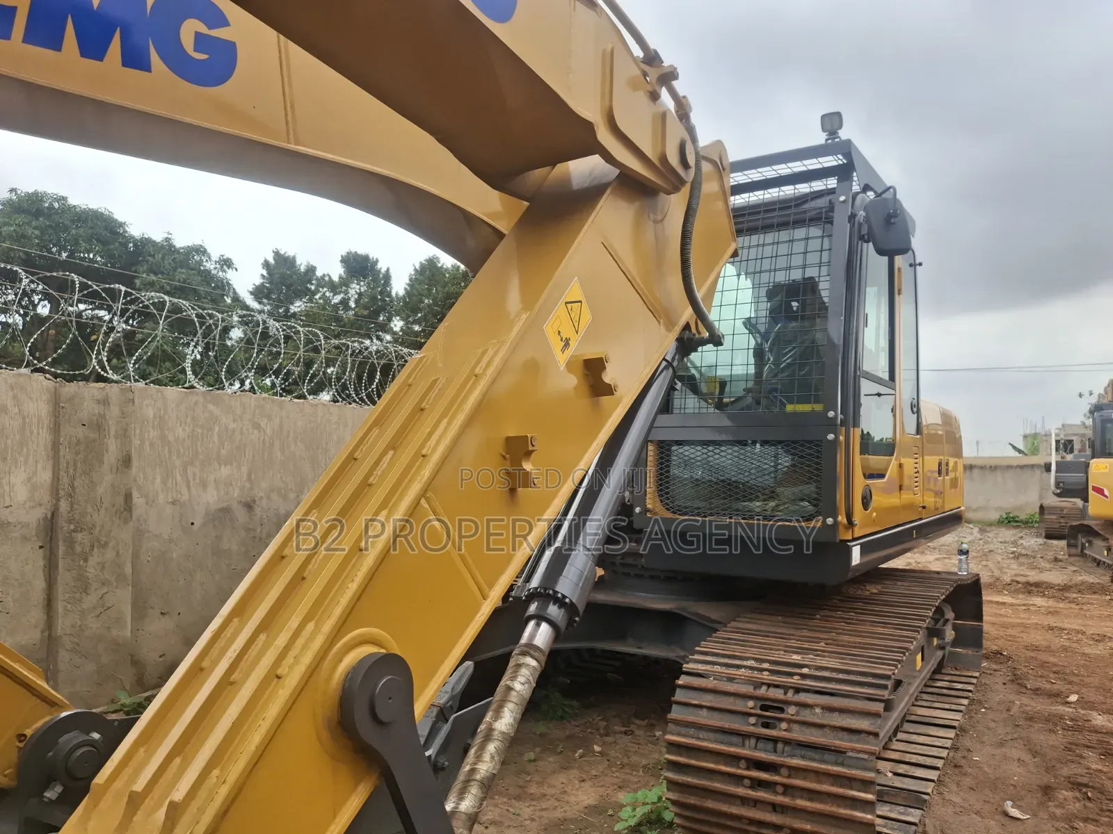 XCMG 215 Excavator for Sale