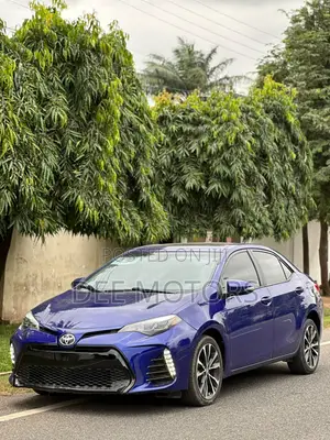 Toyota Corolla SE Special Edition 4dr Sedan (1.8L 4cyl CVT) 2017 Blue