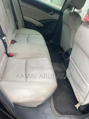 Honda Accord LX (1.5L 4cyl Turbo CVT) 2019 Black