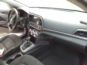 Hyundai Elantra 2019 Blue