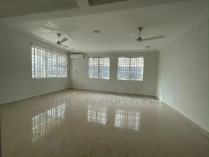 5bdrm Duplex in Ofankor for rent