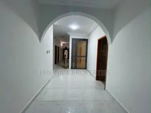 5bdrm Duplex in Ofankor for rent