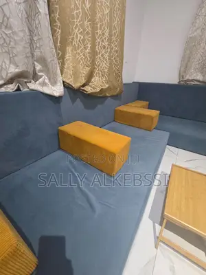 Arabic-Style Seating for 9 People. In Excellent Condition