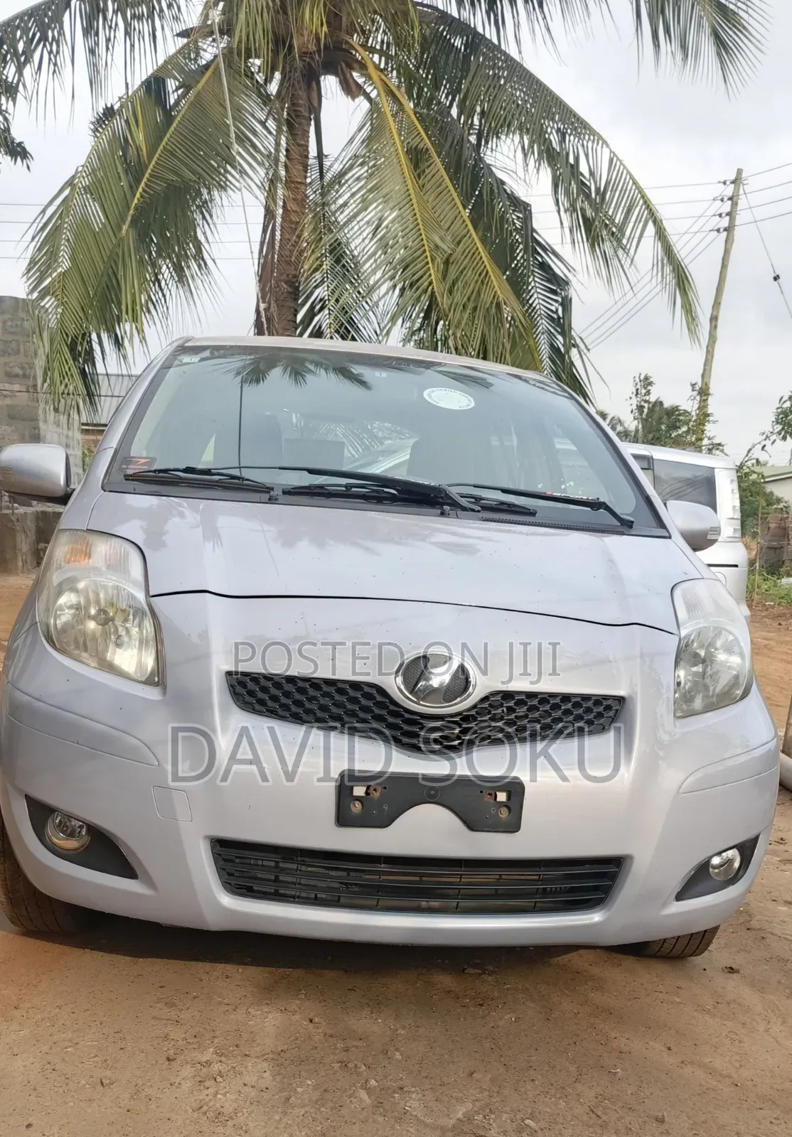 Toyota Vitz 2010 Purple
