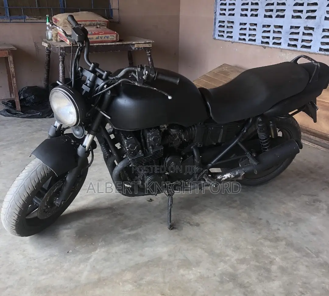 Honda CB 2000 Black