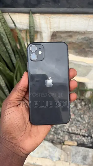 Apple iPhone 11 64 GB Black