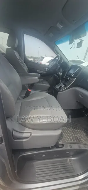 Hyundai Starex 2019 Grey