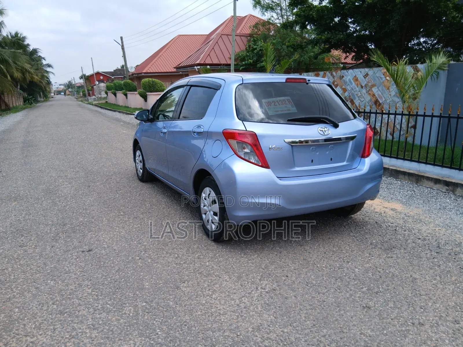 Toyota Vitz 2012 Blue