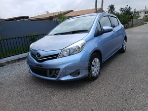 Toyota Vitz 2012 Blue