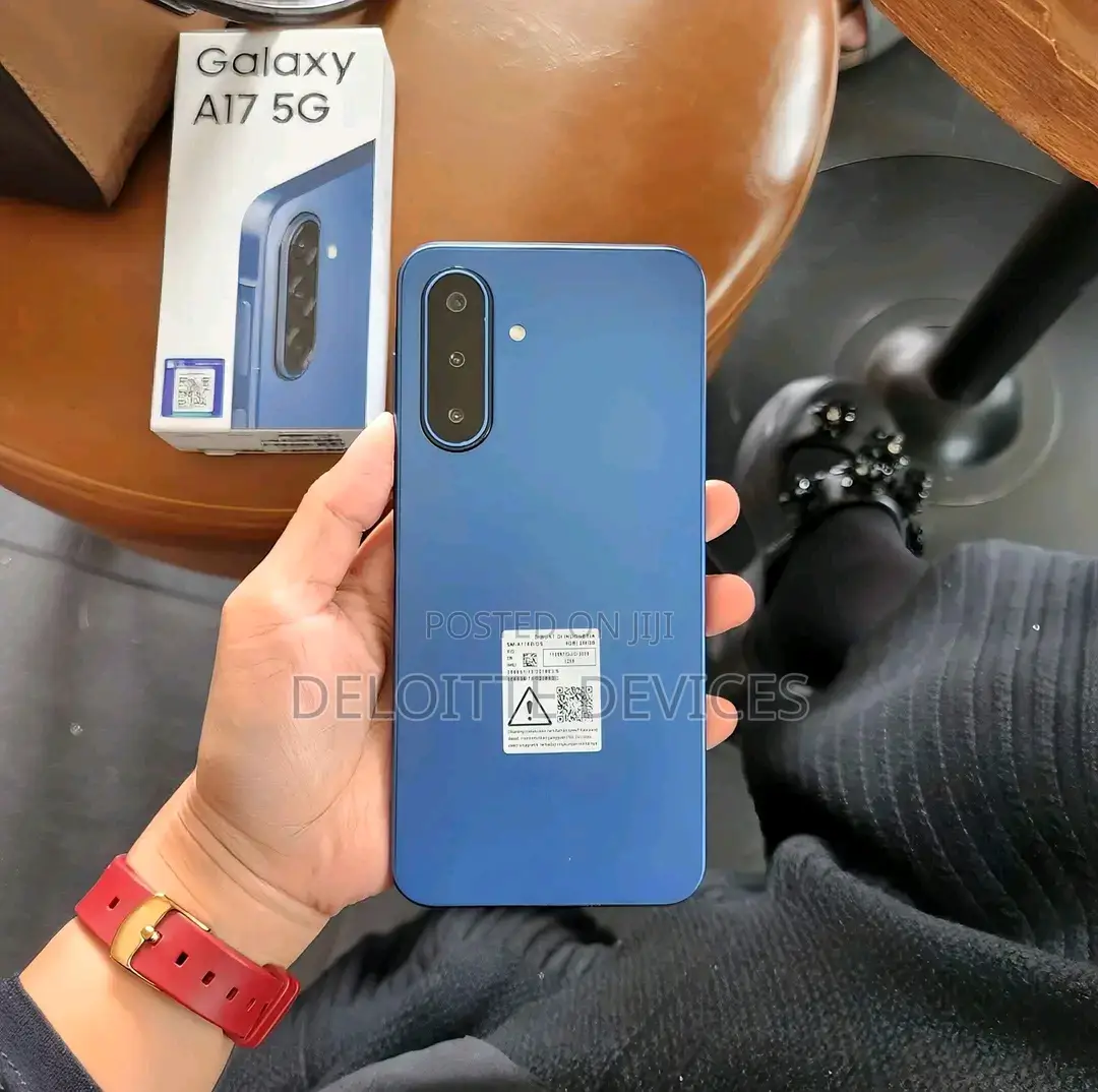 New Samsung Galaxy A17 5G 256 GB Blue