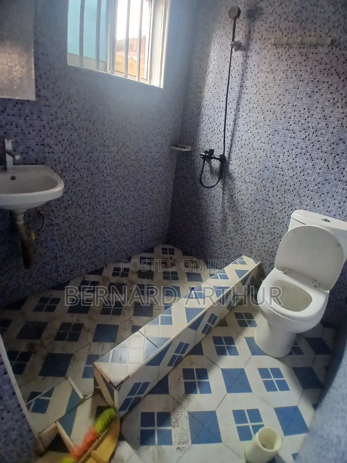 1bdrm Room & Parlour in Bernard Agency, Pokuase for rent
