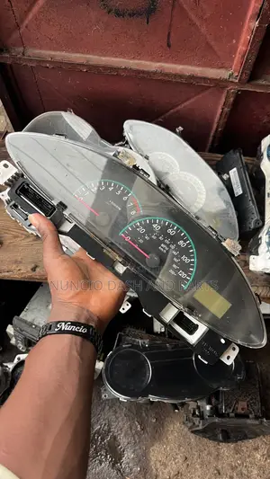 Toyota Belta / Yaris 2008 2010 Meter Board Cluster