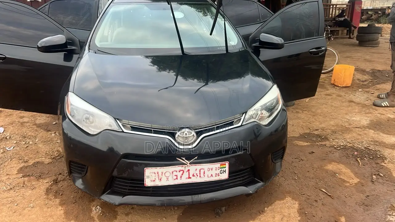 Toyota Corolla 2016 Black