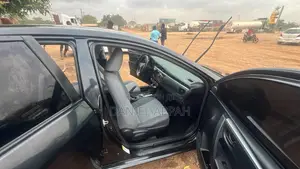 Toyota Corolla 2016 Black