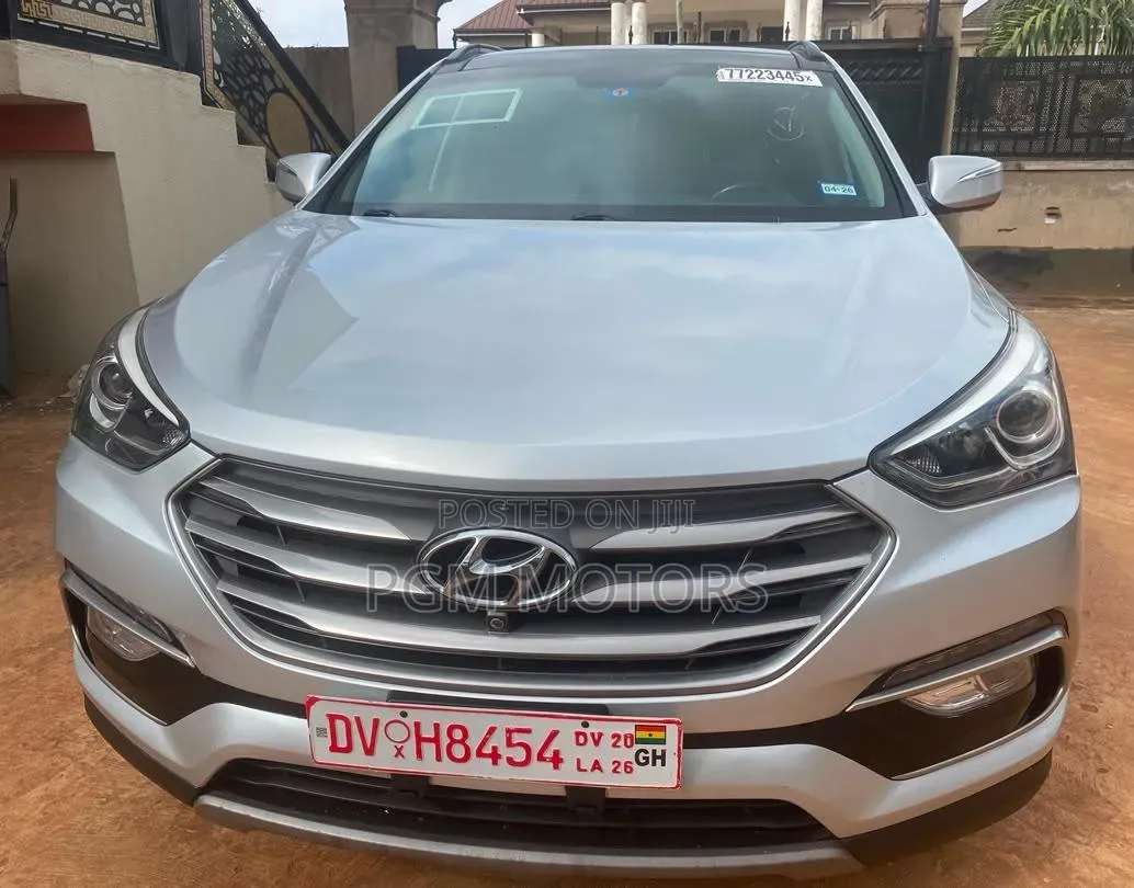 Hyundai Santa Fe 2018 Silver