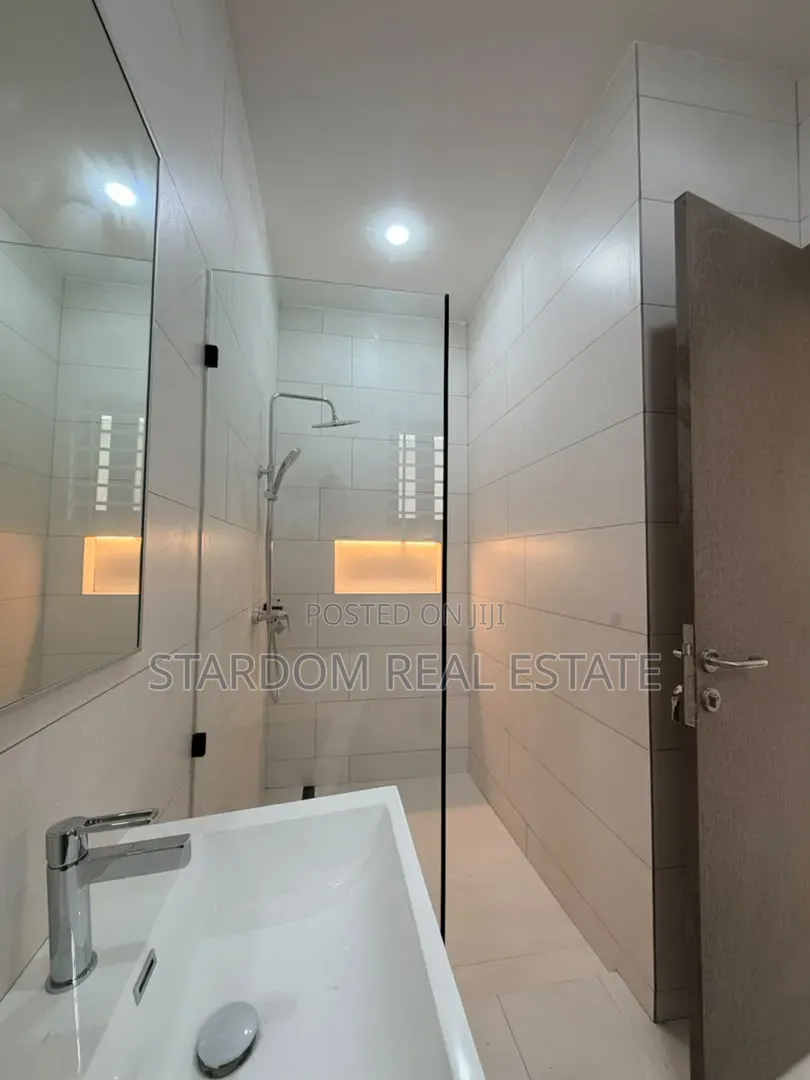 3bdrm Bungalow in East Legon Hills, Boundary Road Area for sale