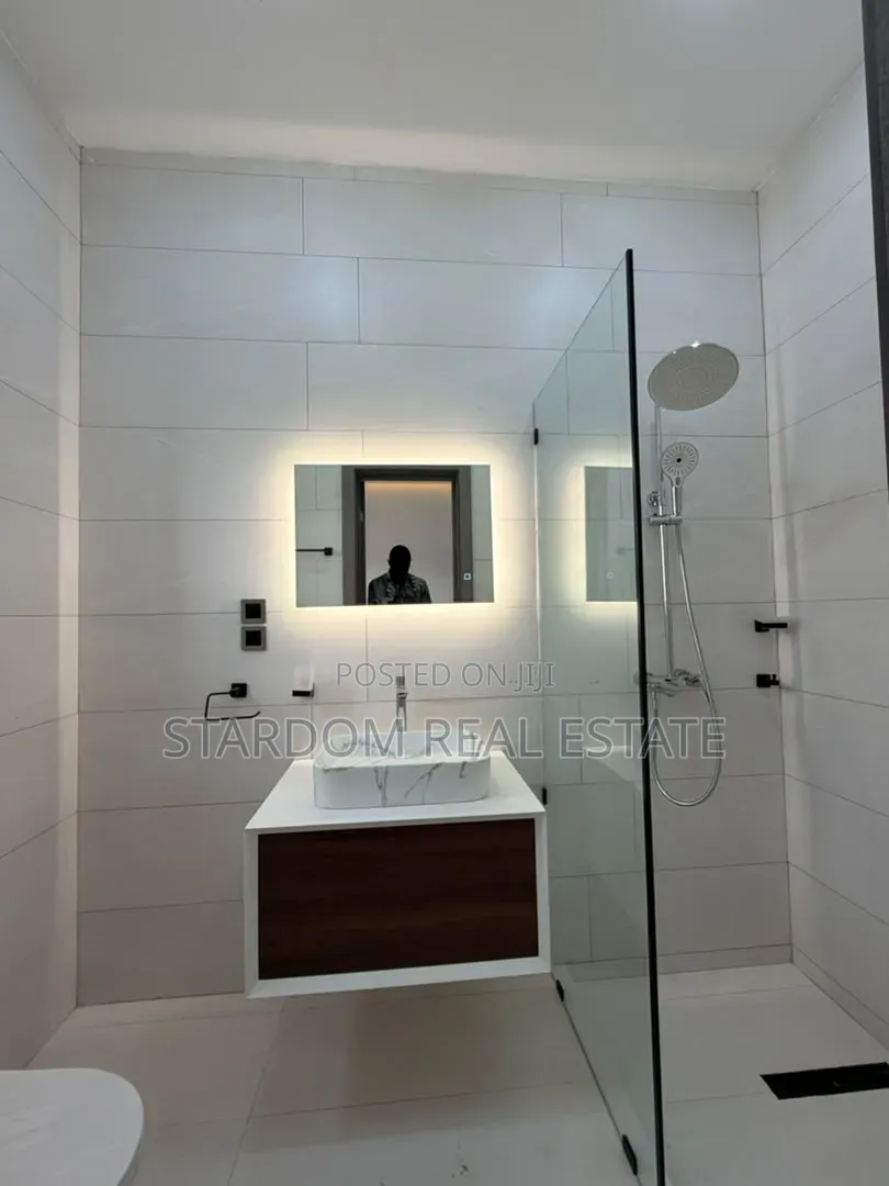 3bdrm Bungalow in East Legon Hills, Boundary Road Area for sale