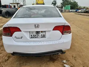 Honda Civic 1.8 DX Automatic 2009 White