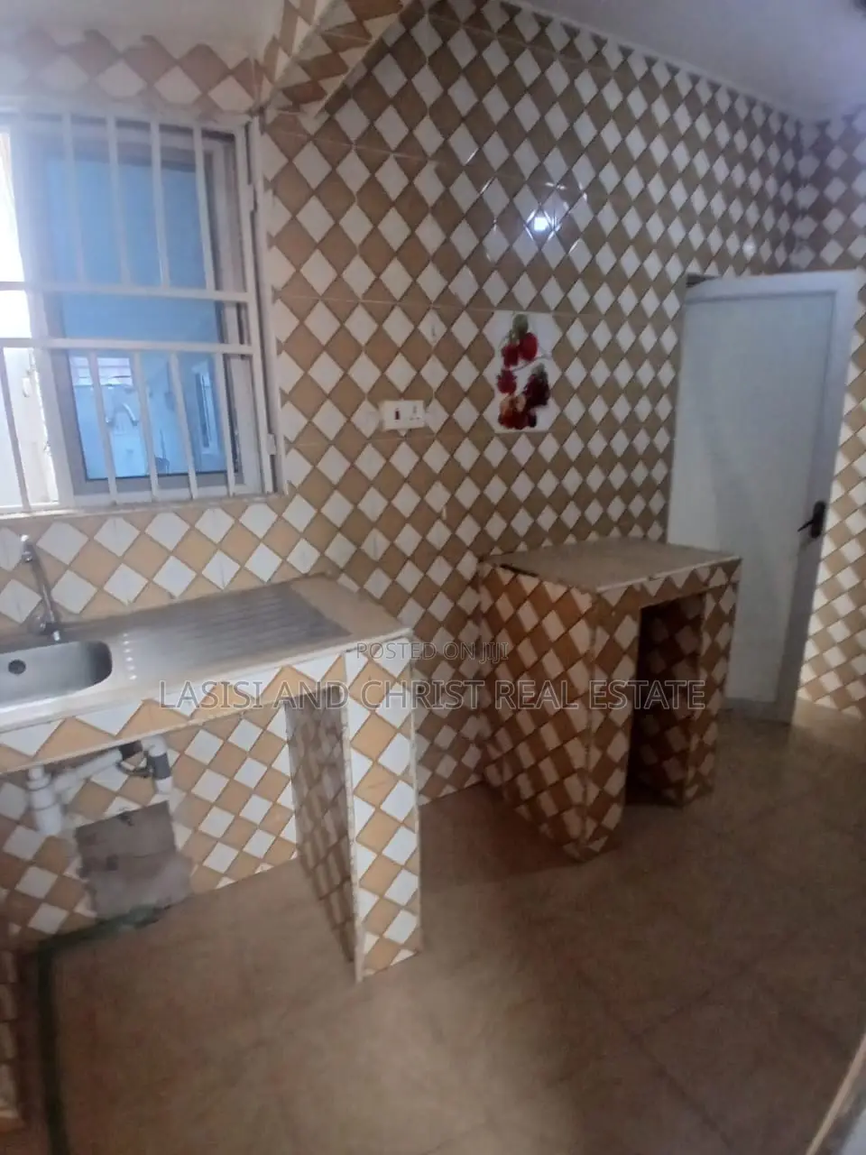1bdrm Apartment in Lasisi And Christ, Pokuase for rent