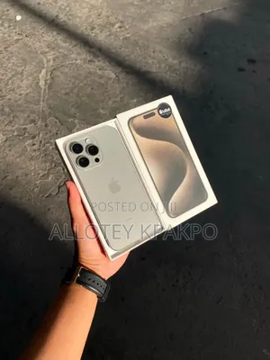 Apple iPhone 15 Pro Max 256 GB Silver