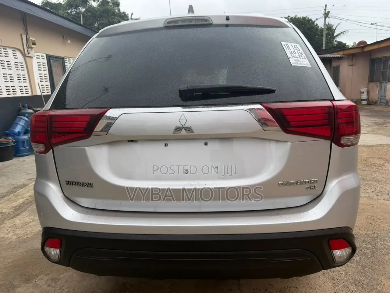 Mitsubishi Outlander 2019 Silver