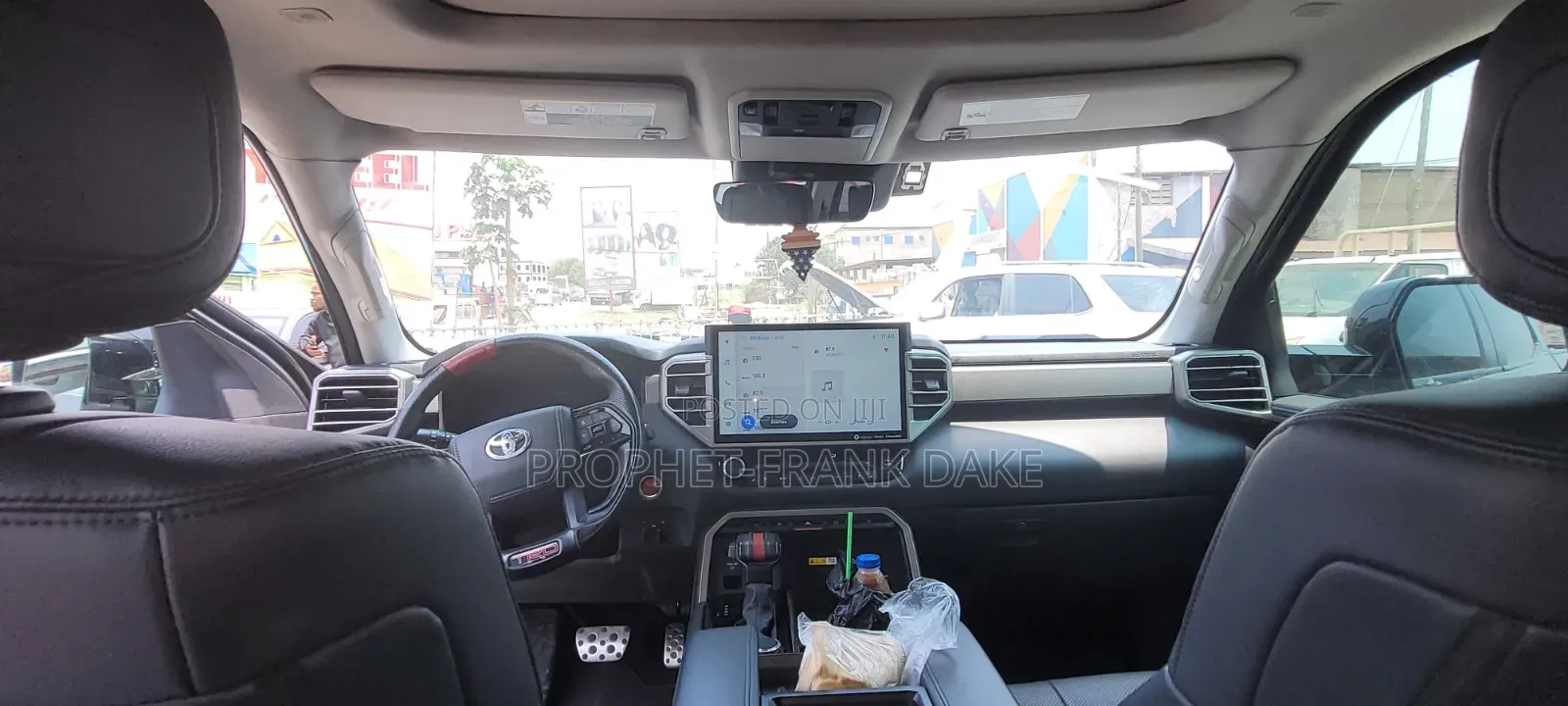 Toyota Tundra 2024 Black
