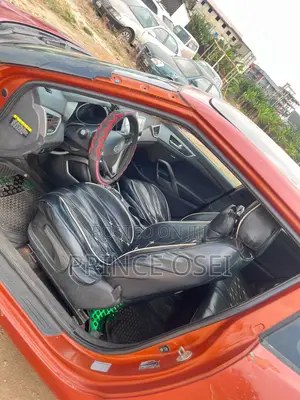 Hyundai Veloster 2015 Orange