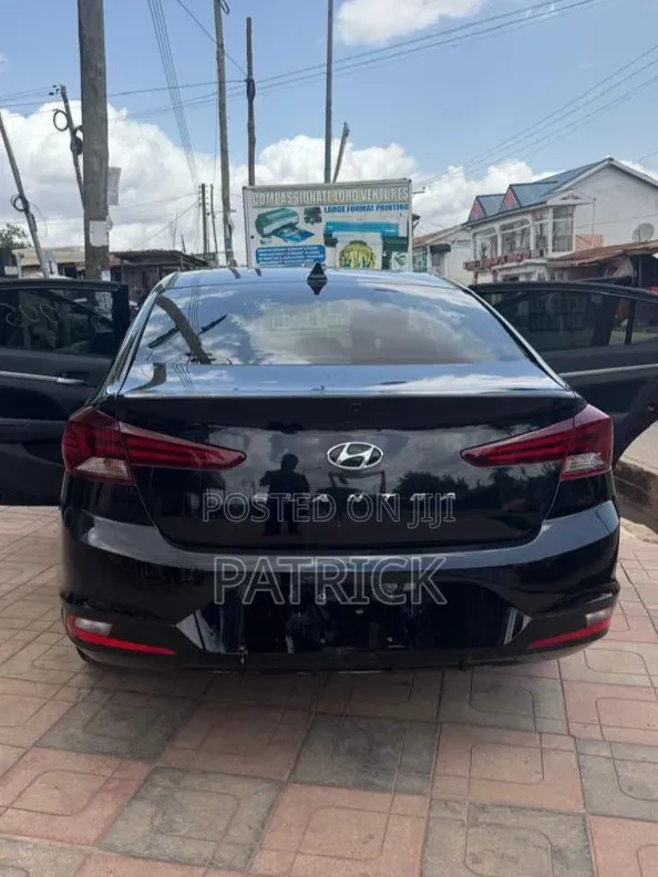 Hyundai Elantra 2020 Black