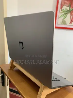 Laptop Apple MacBook Pro 2023 M2 32GB Apple M2 SSD 1T