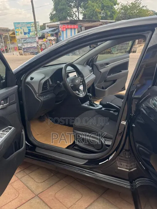 Hyundai Elantra 2020 Black