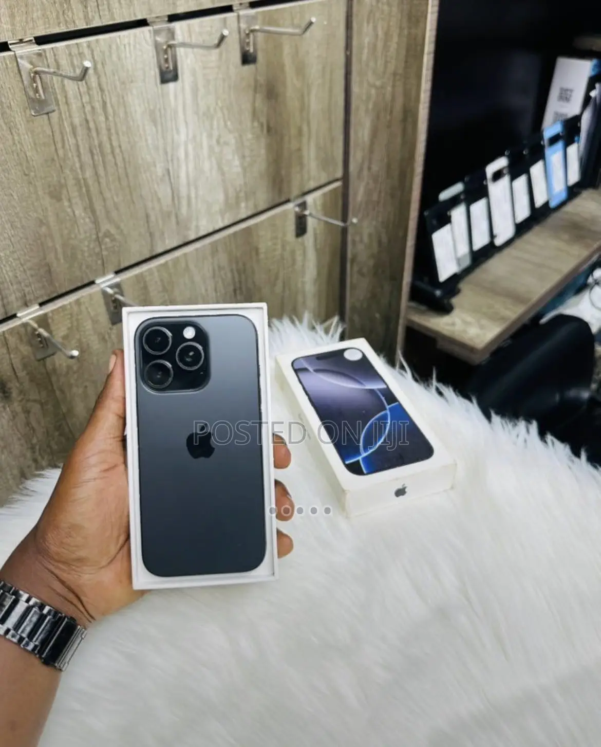 Apple iPhone 16 Pro 256 GB Black