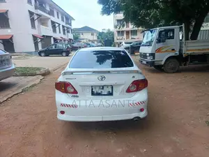 Toyota Corolla 2010 White